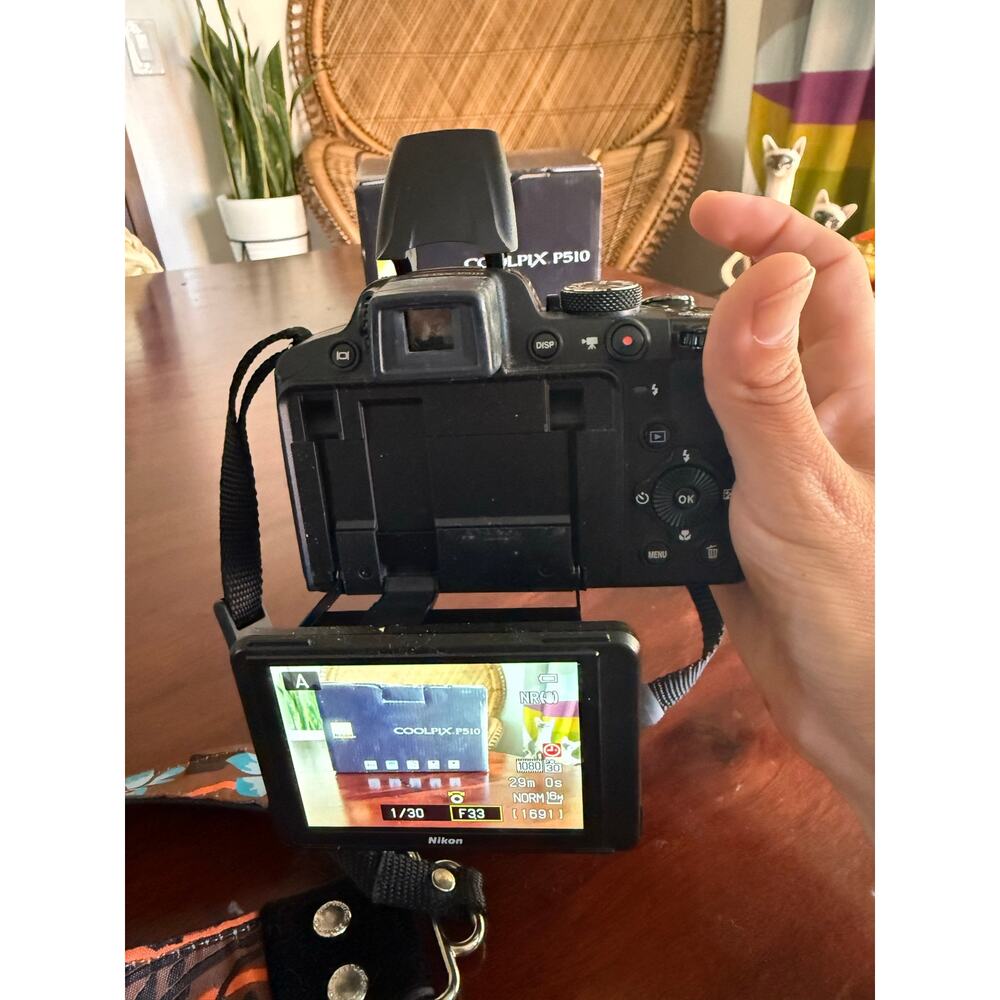 Nikon COOLPIX P510 Bridge Camera 42x Optical Zoom Full HD Built-in Flash Black - Picture 8 of 15
